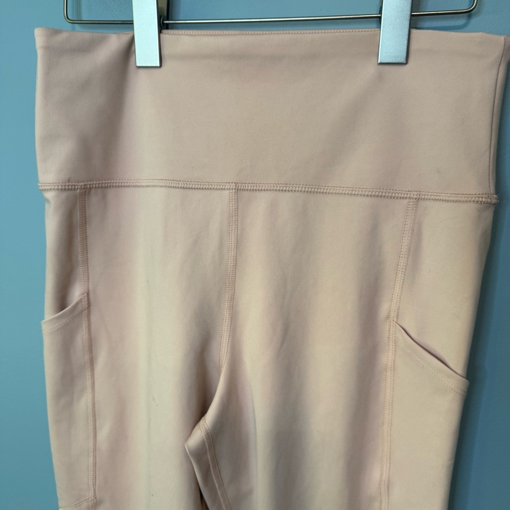 American Eagle The Everything Pocket Leggings in Blush. Hi-Rise. NWT FLAW. Large - Picture 6 of 16